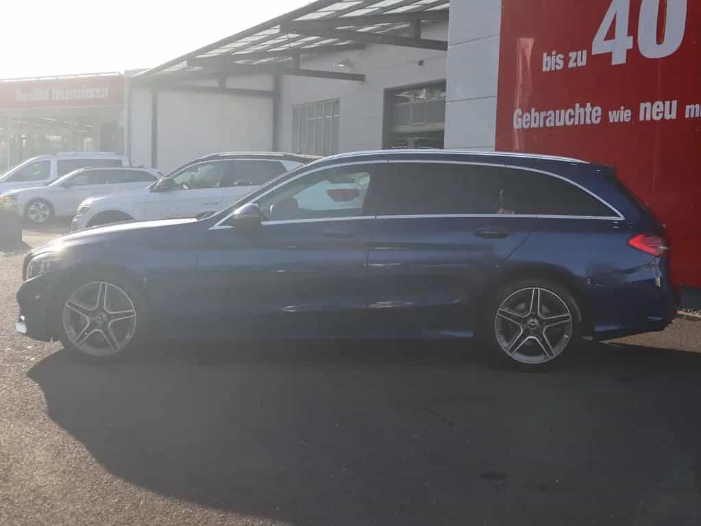 Mercedes-Benz C-Class T-Modell AMG Line LED Navi Panorama AHK 07/2018-photo-2