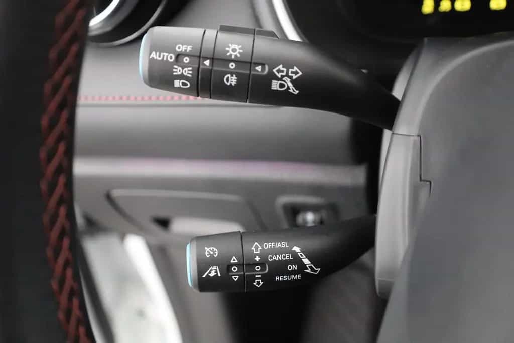MG HS 1.5 T-GDI Luxury Aut. LED ACC Navi 360° Pano 12/2023-photo-16