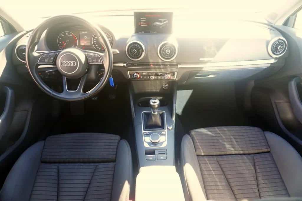 Audi A3 Sportback 1.4 TFSI sport LED Navi Sitzheizung 11/2016-photo-10