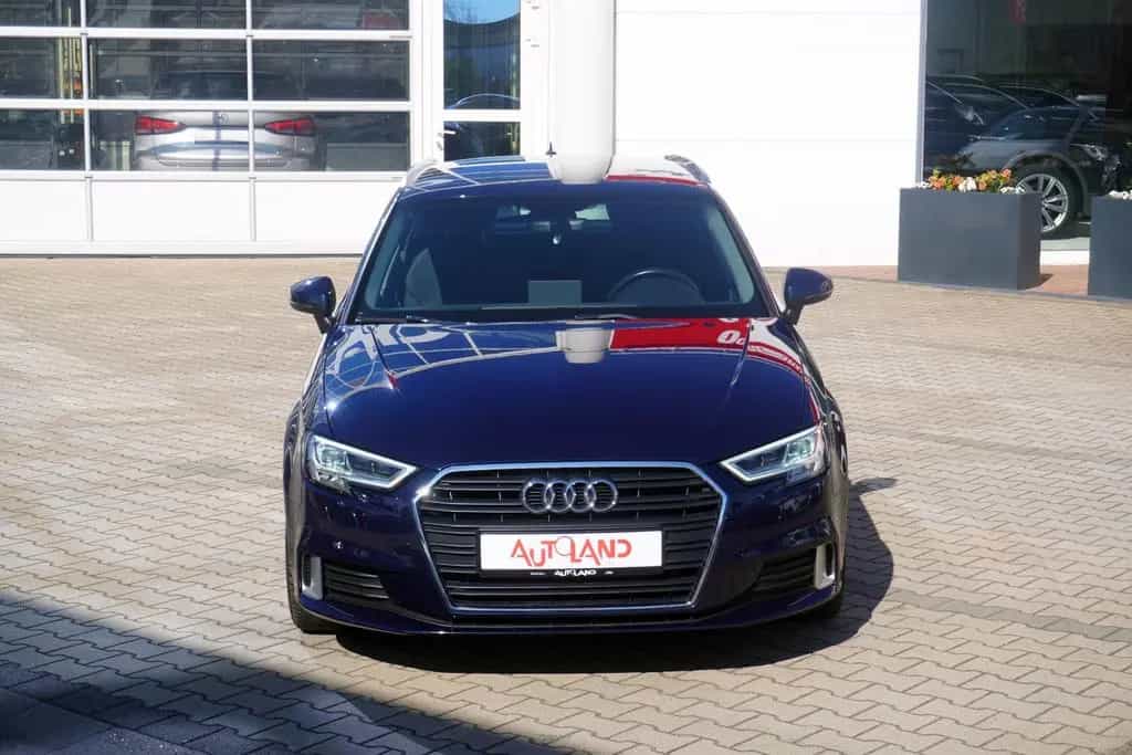 Audi A3 Sportback 1.4 TFSI sport LED Navi Sitzheizung 11/2016-photo-2