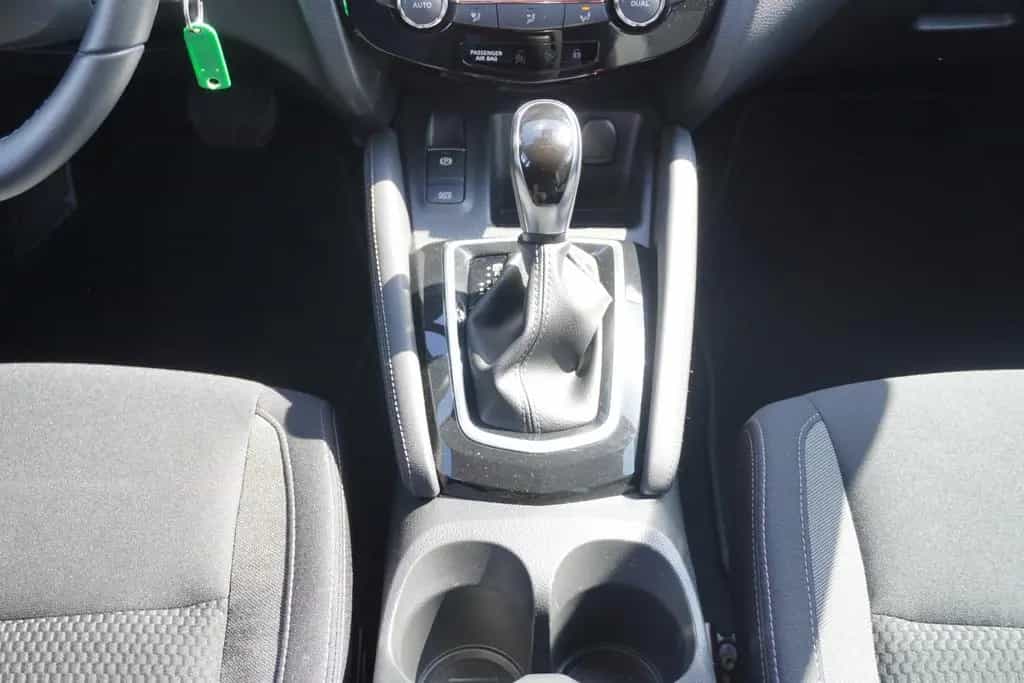 Nissan Qashqai 1.3 DCT Navi Sitzheizung Kamera PDC 04/2021-photo-15