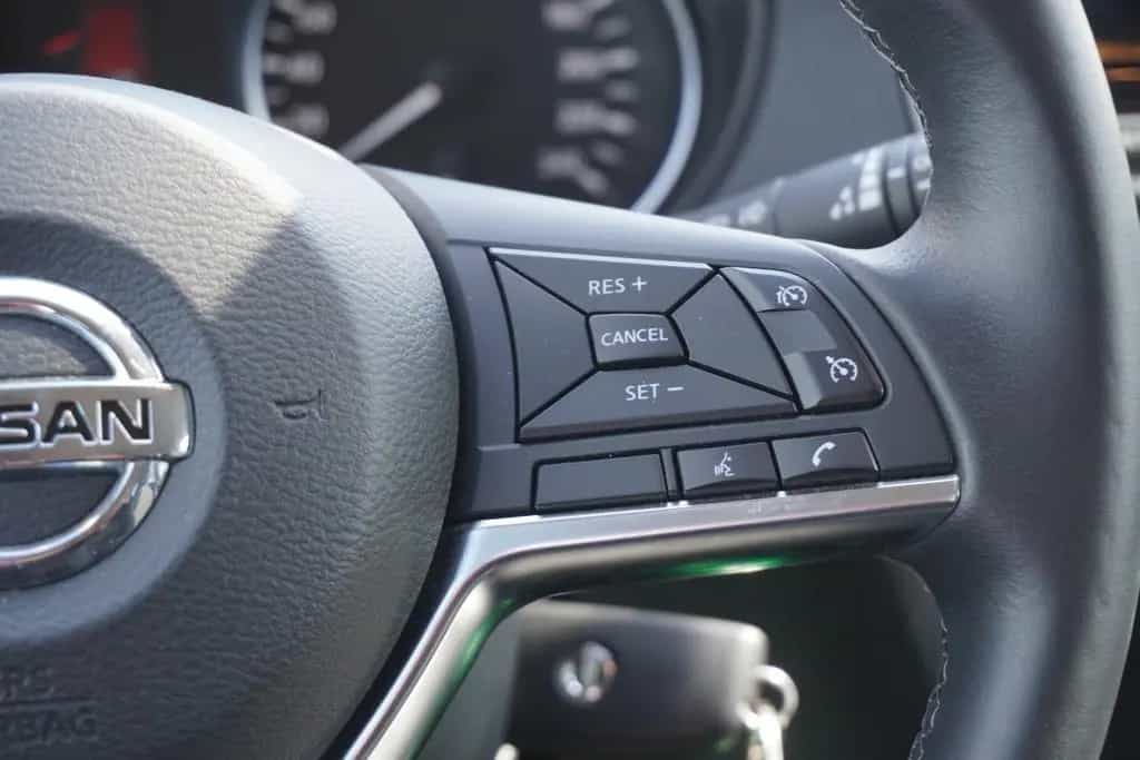 Nissan Qashqai 1.3 DCT Navi Sitzheizung Kamera PDC 04/2021-photo-19