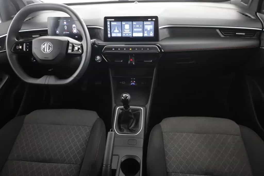MG MG3 1.5 Comfort LED Navi Kamera 03/2025-photo-8