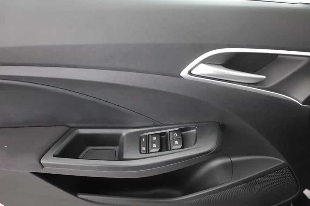 MG MG3 1.5 Comfort LED Navi Kamera 03/2025-photo-20
