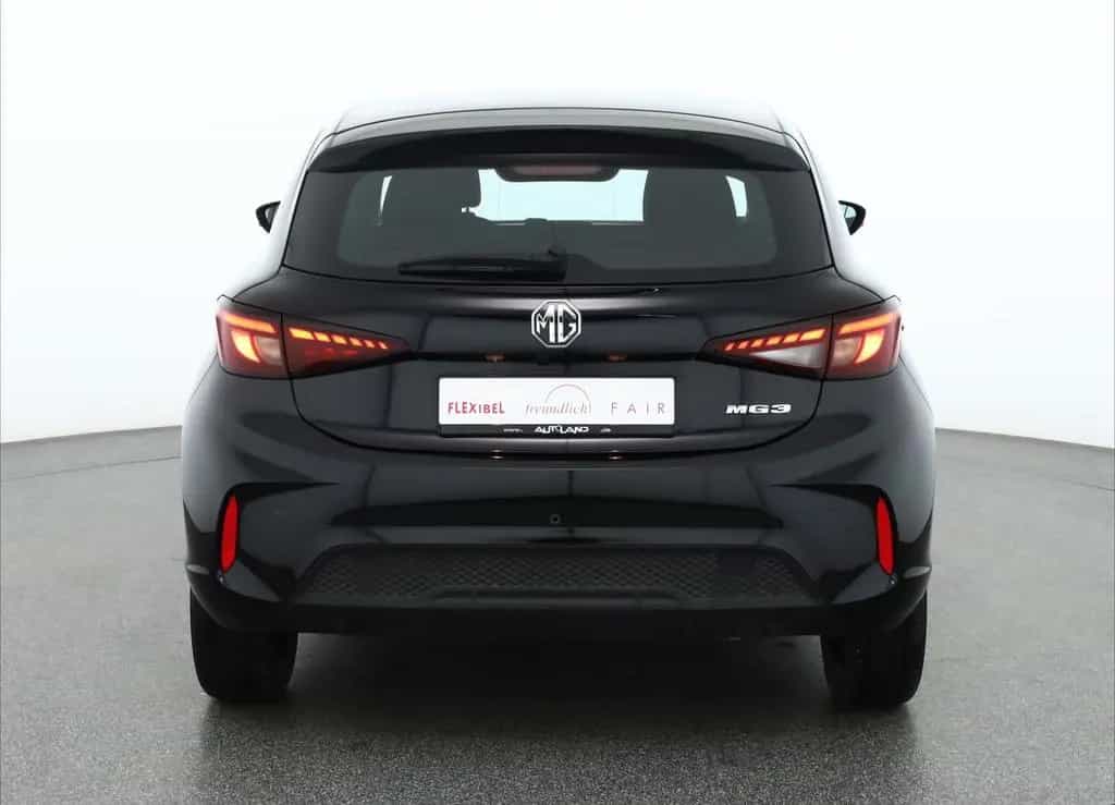 MG MG3 1.5 Comfort LED Navi Kamera 03/2025-photo-3