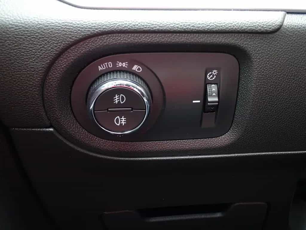 Opel Grandland 1.2 GS Line LED Navi Kamera Totwinkel 02/2022-photo-23