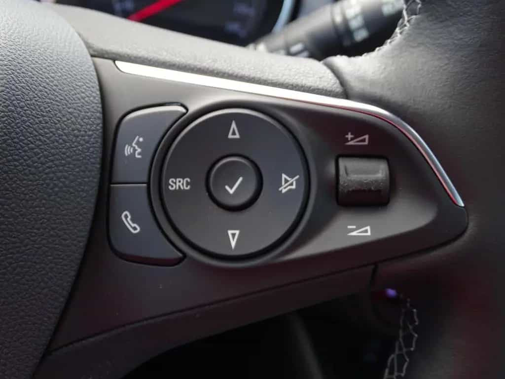 Opel Crossland 1.2 Elegance LED Navi Kamera Teilleder 09/2024-photo-15