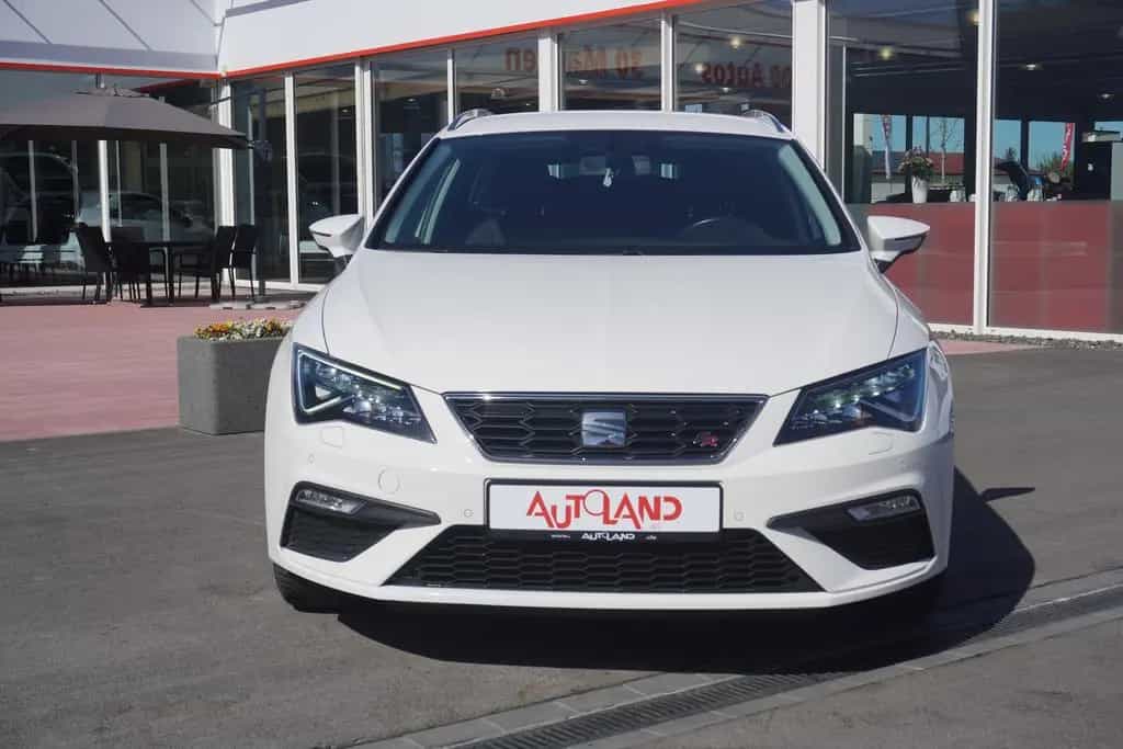 Seat Leon ST 1.4 TSI FR LED Navi Kamera AHK Tempomat 07/2018-photo-1