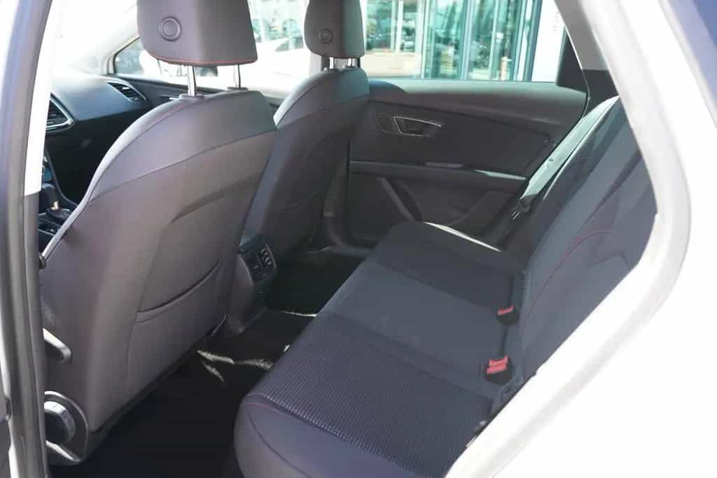 Seat Leon ST 1.4 TSI FR LED Navi Kamera AHK Tempomat 07/2018-photo-11