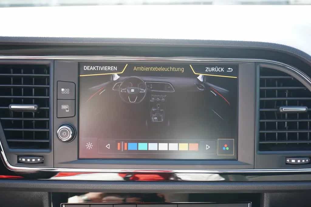 Seat Leon ST 1.4 TSI FR LED Navi Kamera AHK Tempomat 07/2018-photo-25