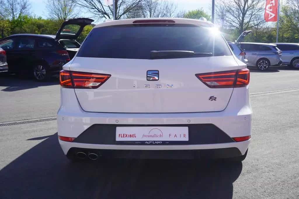 Seat Leon ST 1.4 TSI FR LED Navi Kamera AHK Tempomat 07/2018-photo-5