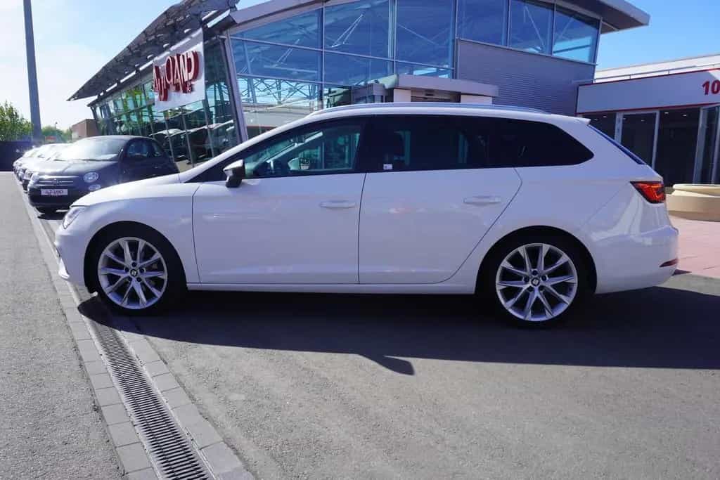 Seat Leon ST 1.4 TSI FR LED Navi Kamera AHK Tempomat 07/2018-photo-7