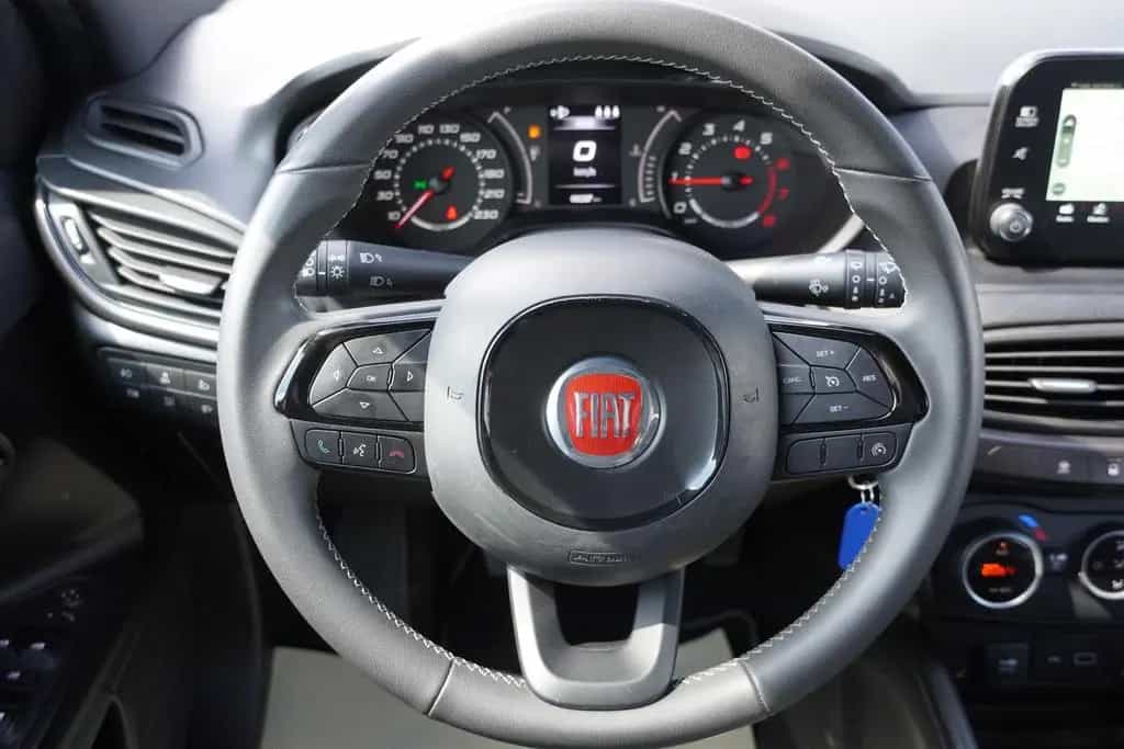 Fiat Tipo Kombi 1.4 Xenon Navi Tempomat Sitzheizung 09/2020-photo-21