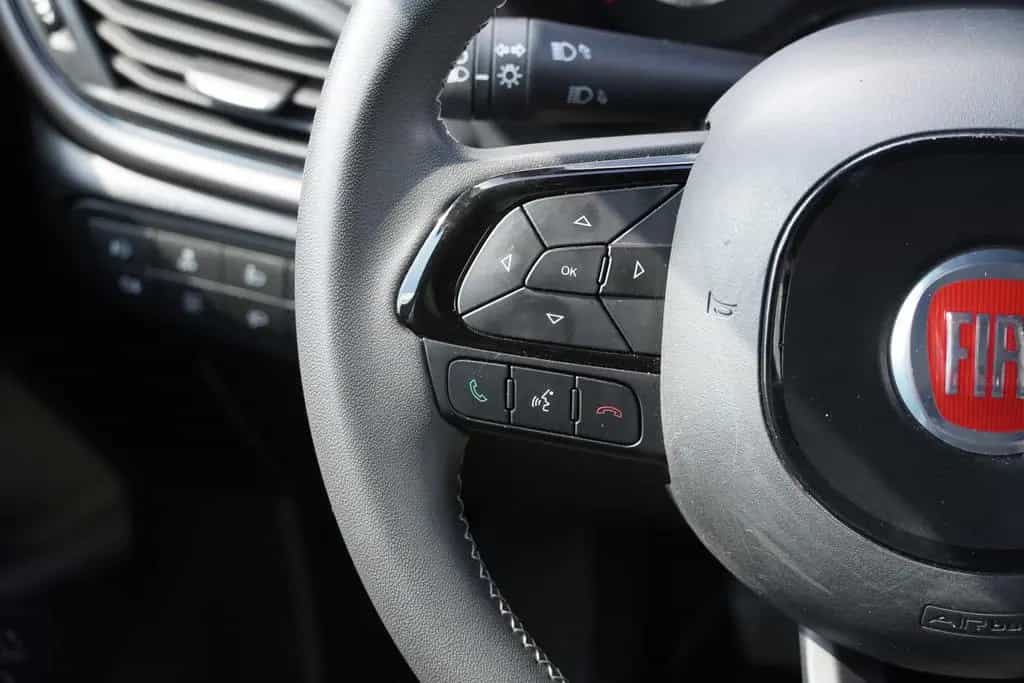Fiat Tipo Kombi 1.4 Xenon Navi Tempomat Sitzheizung 09/2020-photo-22