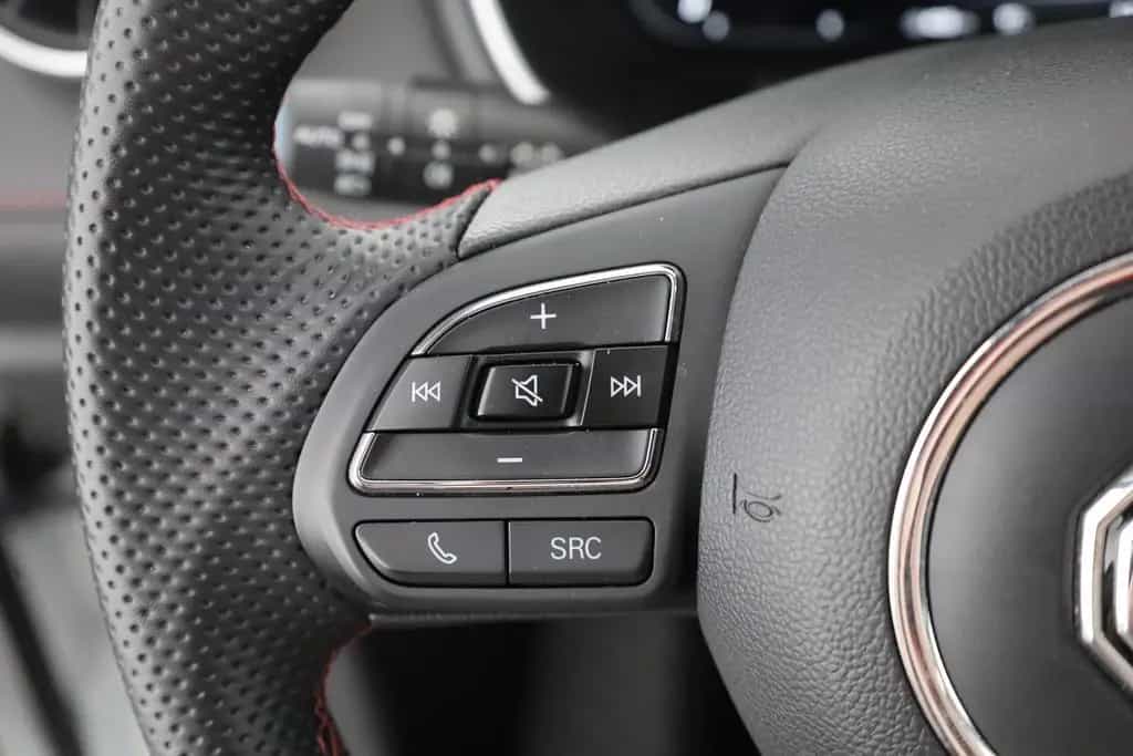 MG HS 1.5 T-GDI Luxury Aut. LED ACC Navi 360° Pano 12/2023-photo-15