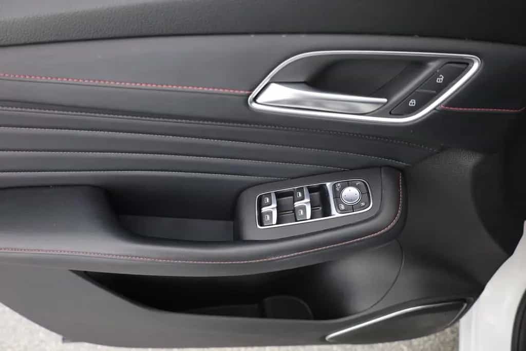 MG HS 1.5 T-GDI Luxury Aut. LED ACC Navi 360° Pano 12/2023-photo-20