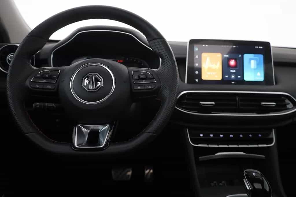 MG HS 1.5 T-GDI Luxury Aut. LED ACC Navi 360° Pano 12/2023-photo-9