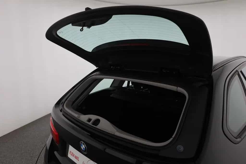 BMW 3 Series 320i Touring Sport Line LED Navi Sitzheizung PDC 03/2019-photo-27