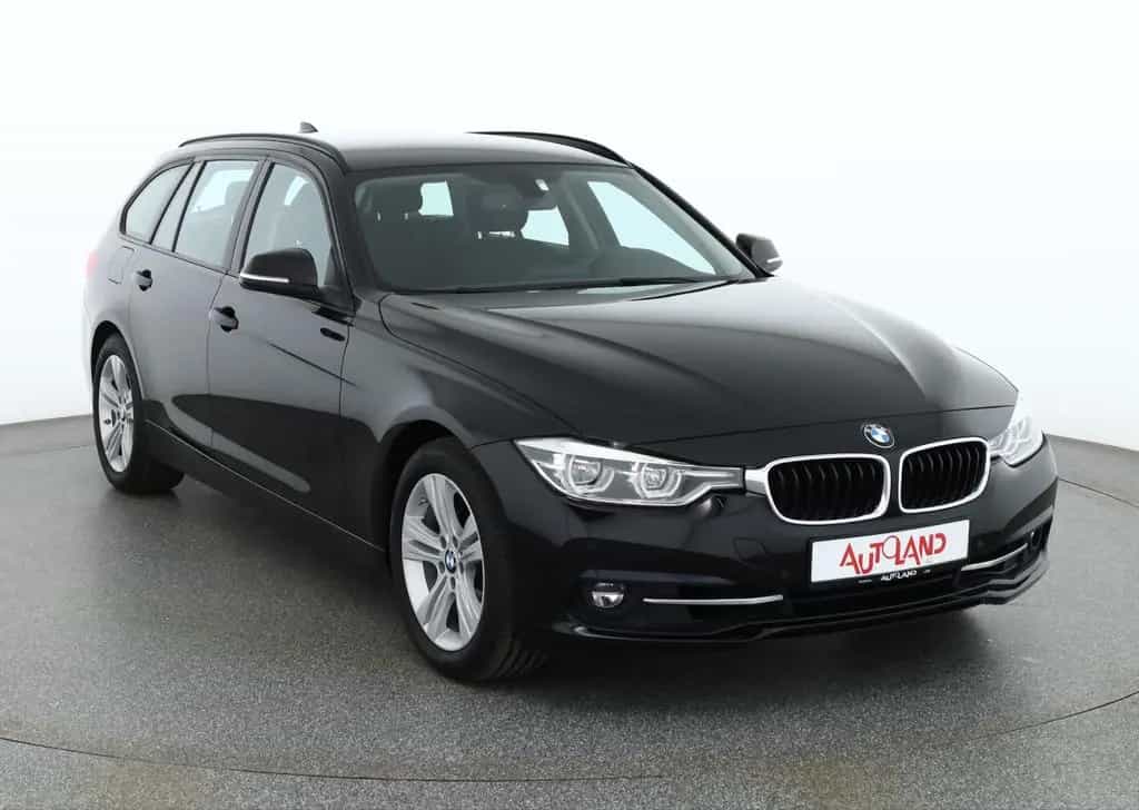 BMW 3 Series 320i Touring Sport Line LED Navi Sitzheizung PDC 03/2019-photo-6