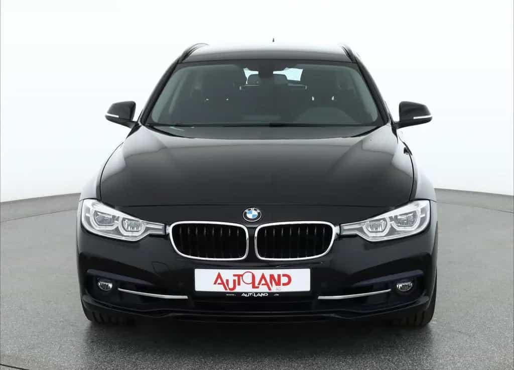 BMW 3 Series 320i Touring Sport Line LED Navi Sitzheizung PDC 03/2019-photo-7