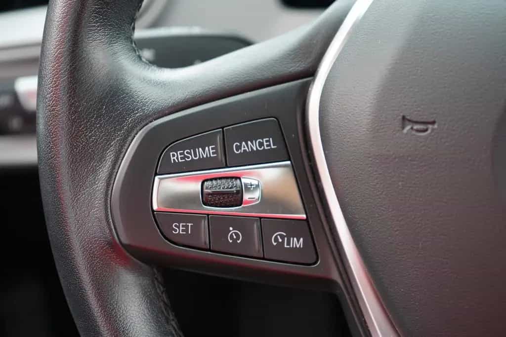 BMW 118 i Advantage PDC Sitzheizung Bluetooth Navi 05/2022-photo-21