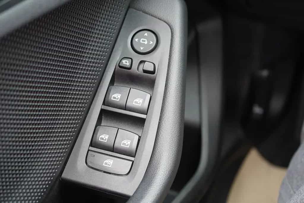 BMW 118 i Advantage PDC Sitzheizung Bluetooth Navi 05/2022-photo-27