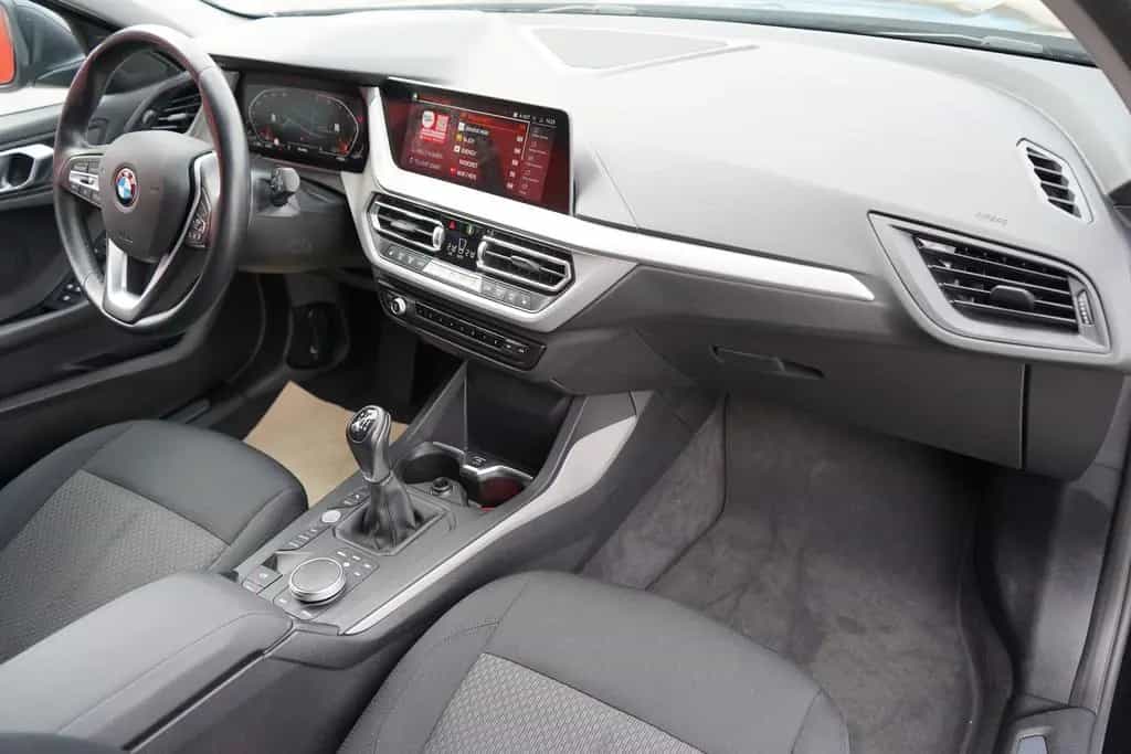 BMW 118 i Advantage PDC Sitzheizung Bluetooth Navi 05/2022-photo-30
