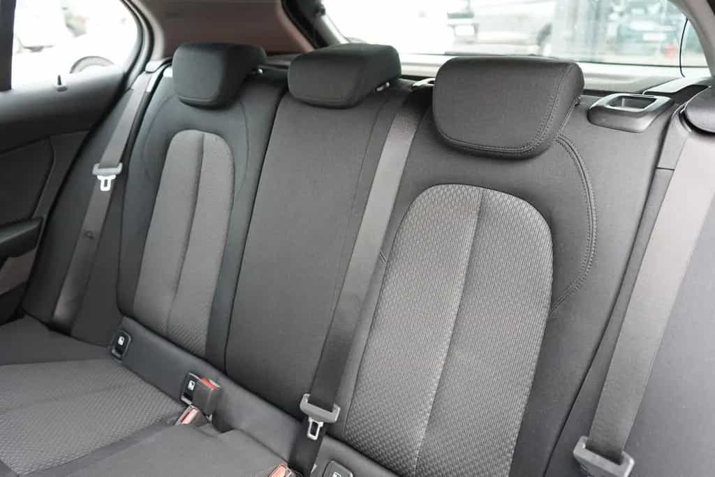 BMW 118 i Advantage PDC Sitzheizung Bluetooth Navi 05/2022-photo-34