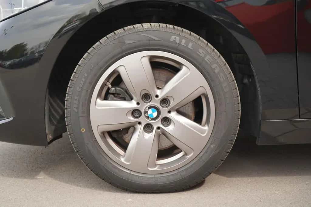 BMW 118 i Advantage PDC Sitzheizung Bluetooth Navi 05/2022-photo-37