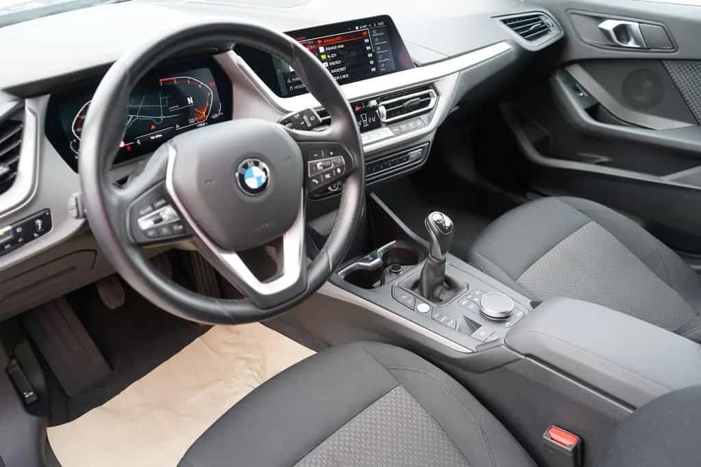 BMW 118 i Advantage PDC Sitzheizung Bluetooth Navi 05/2022-photo-7