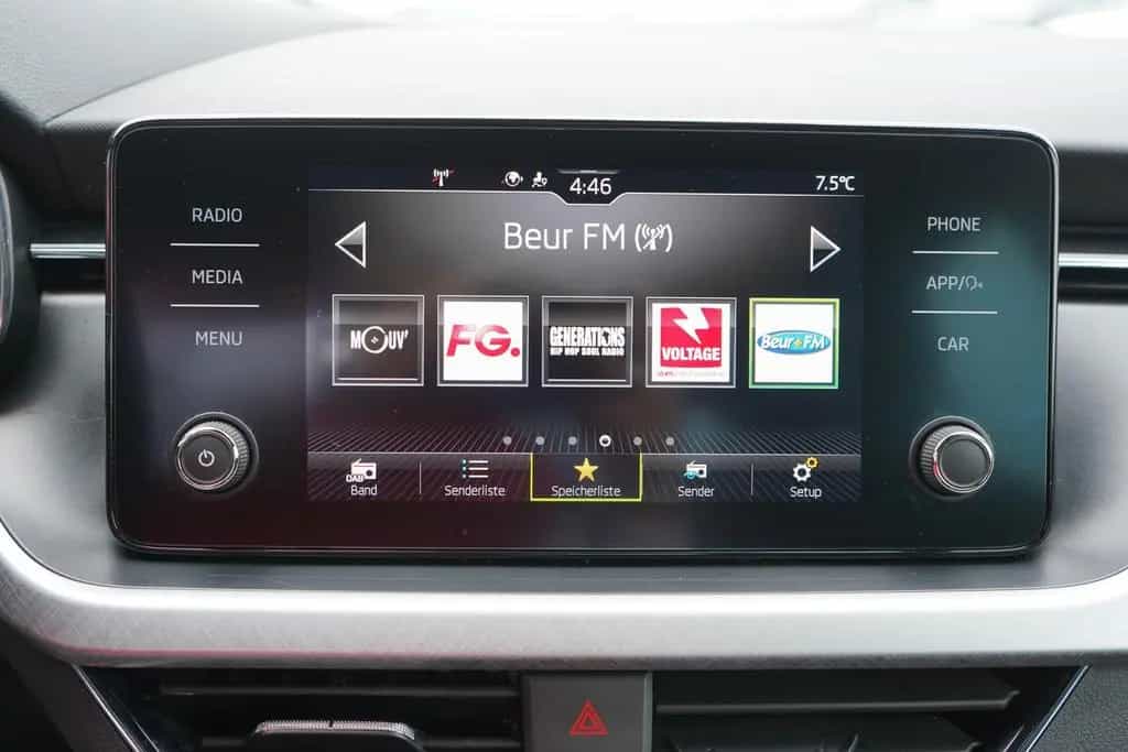Skoda Kamiq 1.0 Tour LED Kamera Sitzheizung SmartLink 04/2024-photo-12