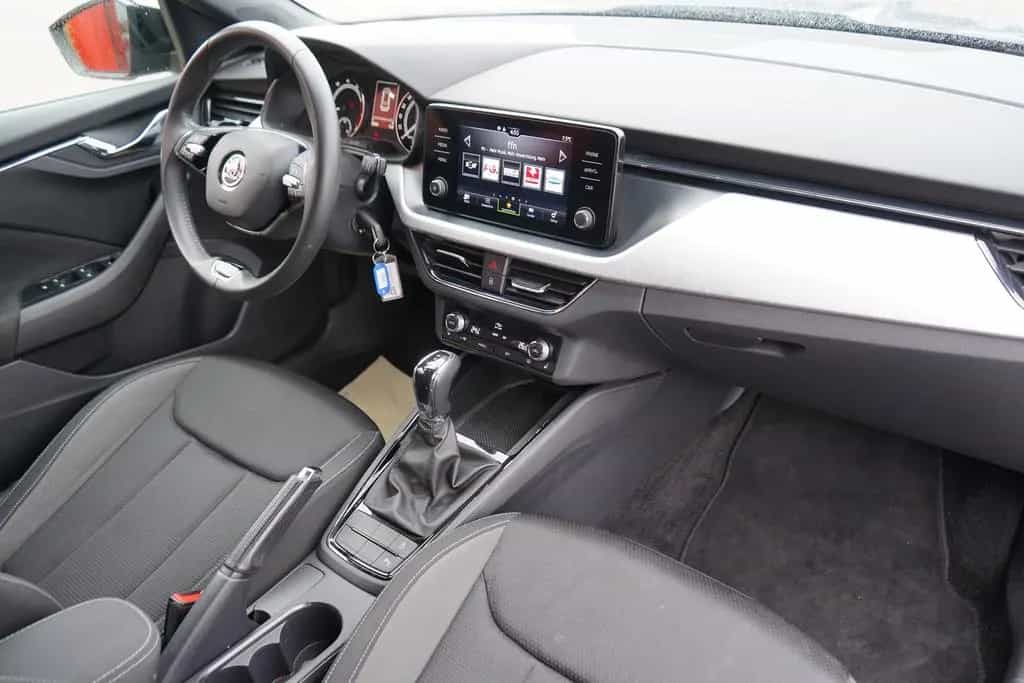 Skoda Kamiq 1.0 Tour LED Kamera Sitzheizung SmartLink 04/2024-photo-29
