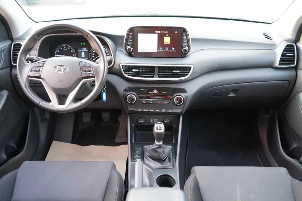 Hyundai TUCSON Select 1.6 Navi Sitzheizung Klima USB AUX 02/2019-photo-10