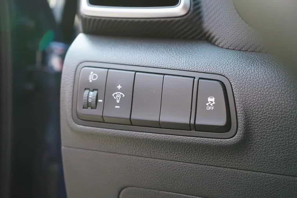 Hyundai TUCSON Select 1.6 Navi Sitzheizung Klima USB AUX 02/2019-photo-26