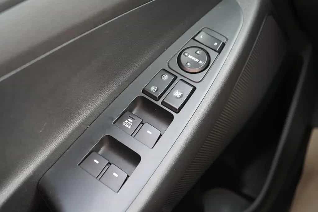 Hyundai TUCSON Select 1.6 Navi Sitzheizung Klima USB AUX 02/2019-photo-27