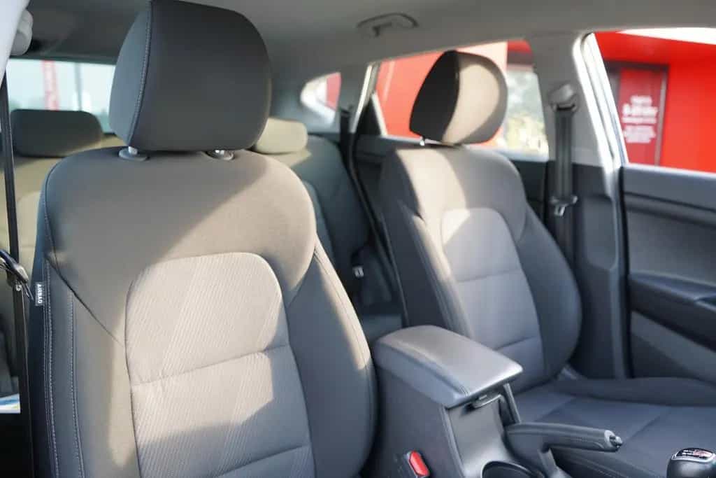 Hyundai TUCSON Select 1.6 Navi Sitzheizung Klima USB AUX 02/2019-photo-28