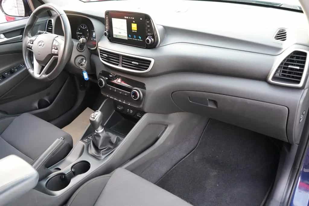 Hyundai TUCSON Select 1.6 Navi Sitzheizung Klima USB AUX 02/2019-photo-30