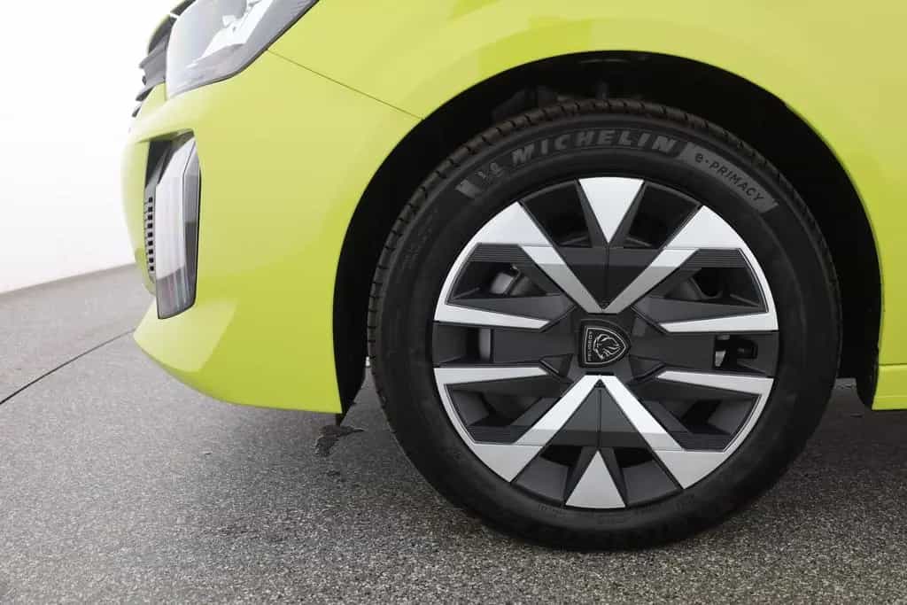 Peugeot 208 PureTech 100 LED Sitzheizung Tempomat 12/2025-photo-27