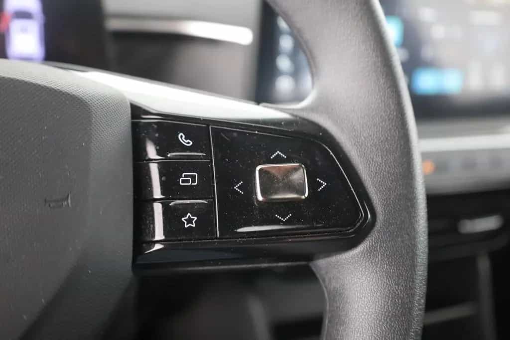 MG MG3 1.5 Comfort LED Navi Kamera 03/2025-photo-16