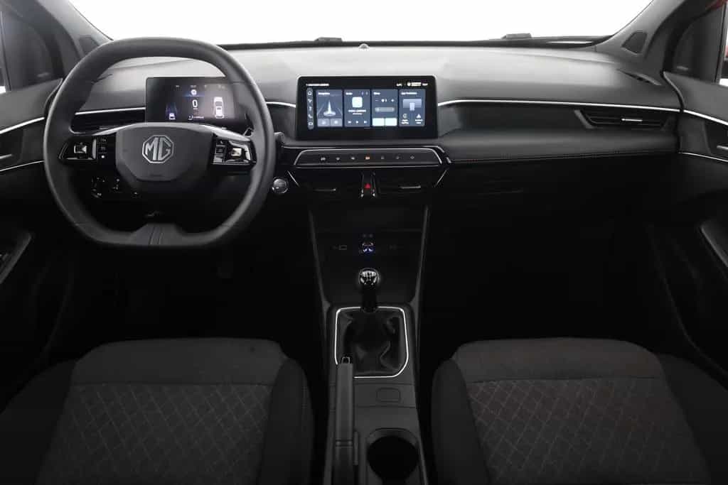MG MG3 1.5 Comfort LED Navi Kamera 03/2025-photo-8
