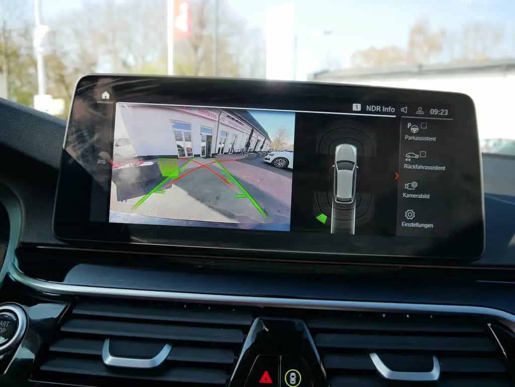 BMW 5 Series 520i Head-Up Virtual Cockpit el. Heckklappe Navi 03/2022-photo-14