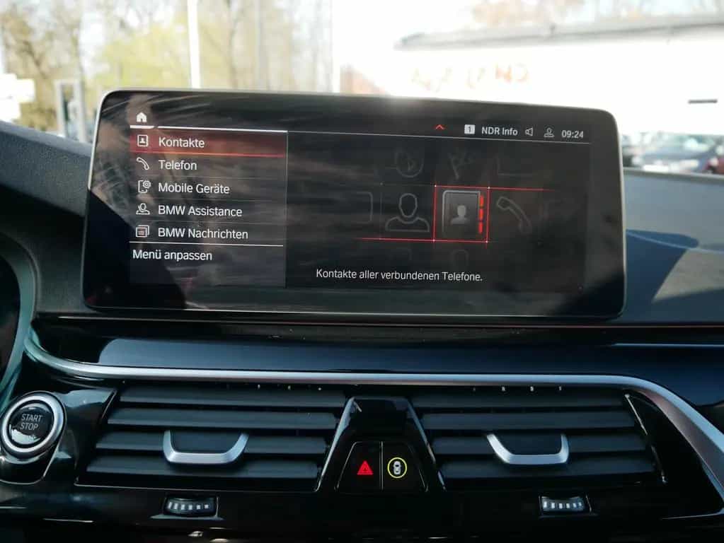 BMW 5 Series 520i Head-Up Virtual Cockpit el. Heckklappe Navi 03/2022-photo-17