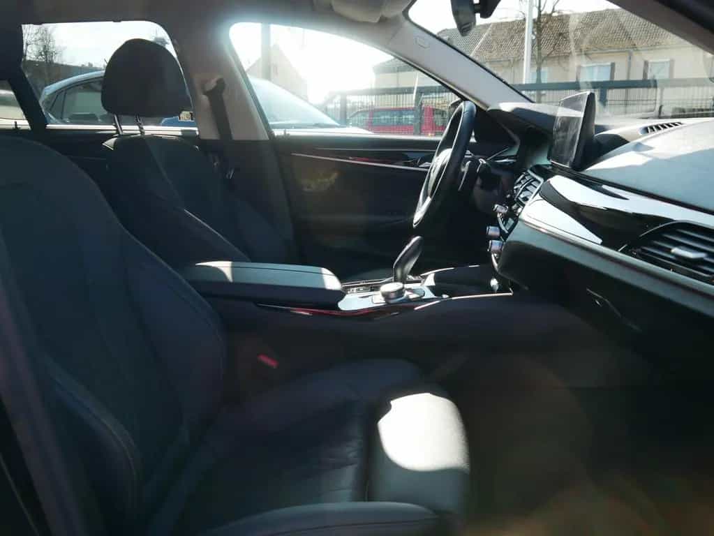 BMW 5 Series 520i Head-Up Virtual Cockpit el. Heckklappe Navi 03/2022-photo-28