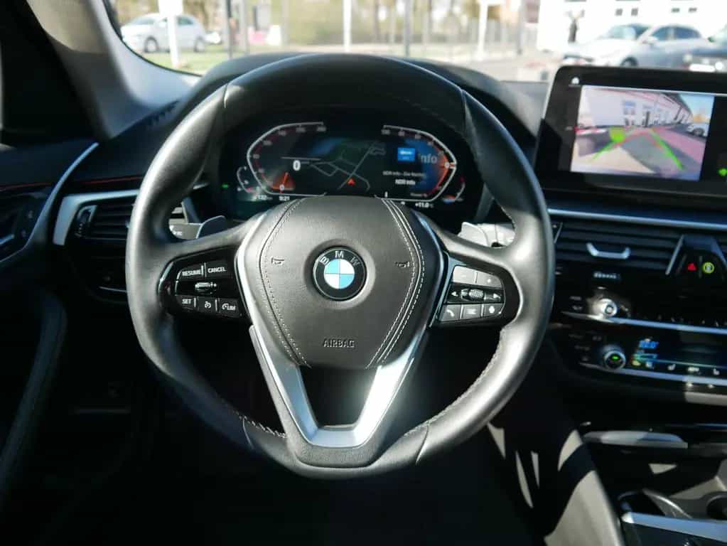 BMW 5 Series 520i Head-Up Virtual Cockpit el. Heckklappe Navi 03/2022-photo-7