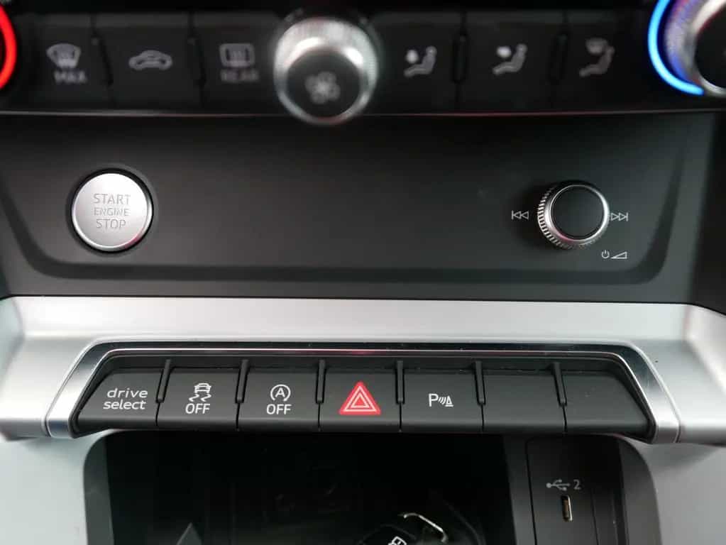 Audi Q3 35 1.5 TFSI advanced LED Navi ACC App-Connect 02/2020-photo-22