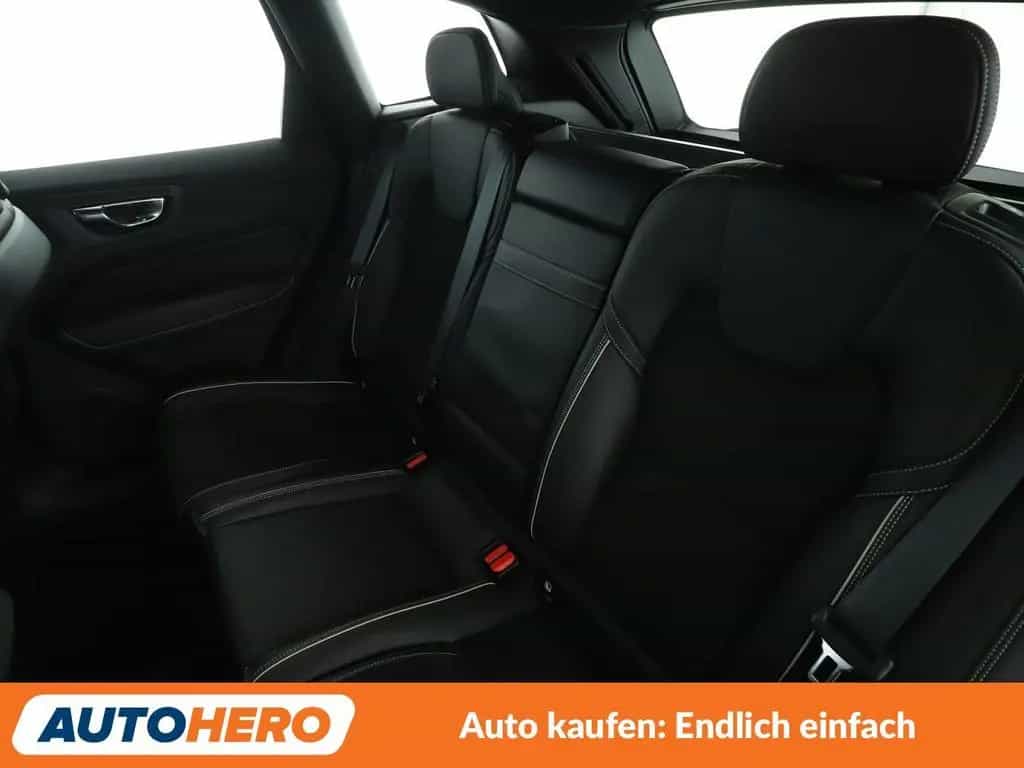 Volvo XC60 2.0 D4 R Design AWD Aut.*NAVI*LED*TEMPO*PDC 06/2019-photo-13