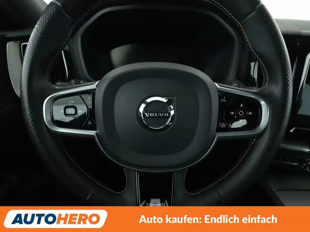 Volvo XC60 2.0 D4 R Design AWD Aut.*NAVI*LED*TEMPO*PDC 06/2019-photo-18