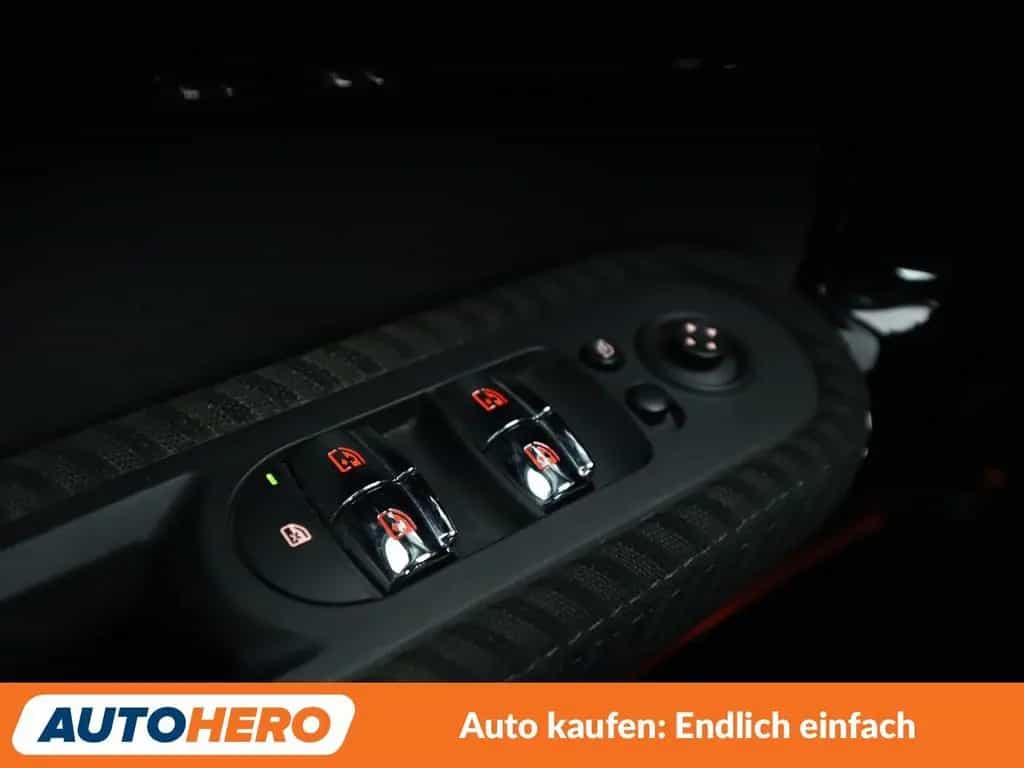 MINI Countryman D (Cooper) Countryman Cooper D ALL4 *NAVI*LED*TEMPO*PDC*SHZ 04/2018-photo-24