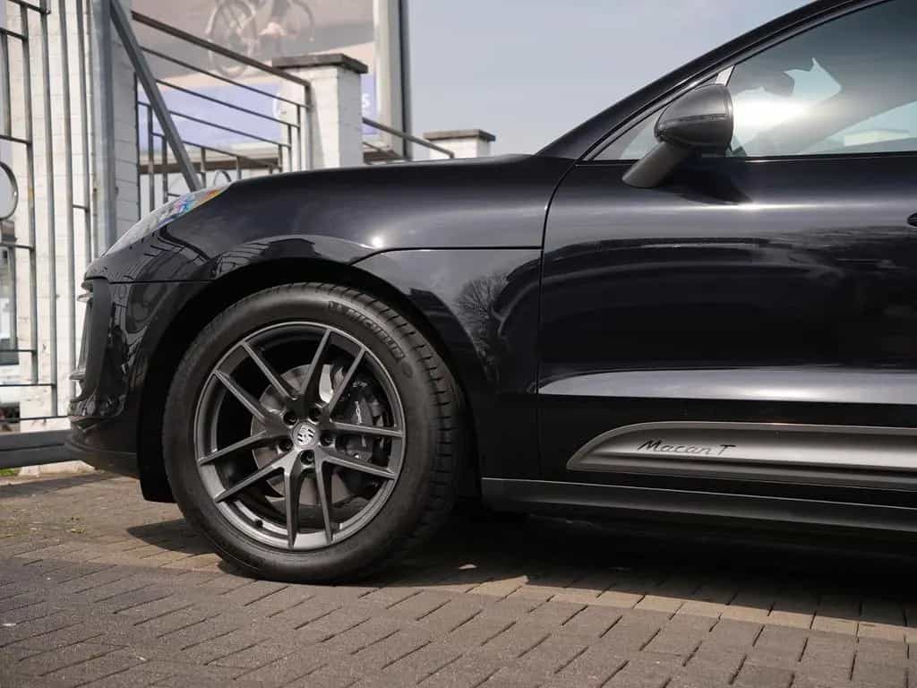 Porsche Macan T LUFTF.-PANO-SPORTABGAS.-20"S-VOLL-LEDER 11/2022-photo-14