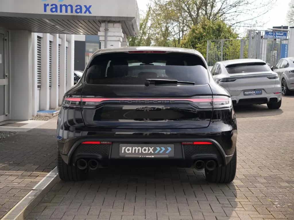 Porsche Macan T LUFTF.-PANO-SPORTABGAS.-20"S-VOLL-LEDER 11/2022-photo-2